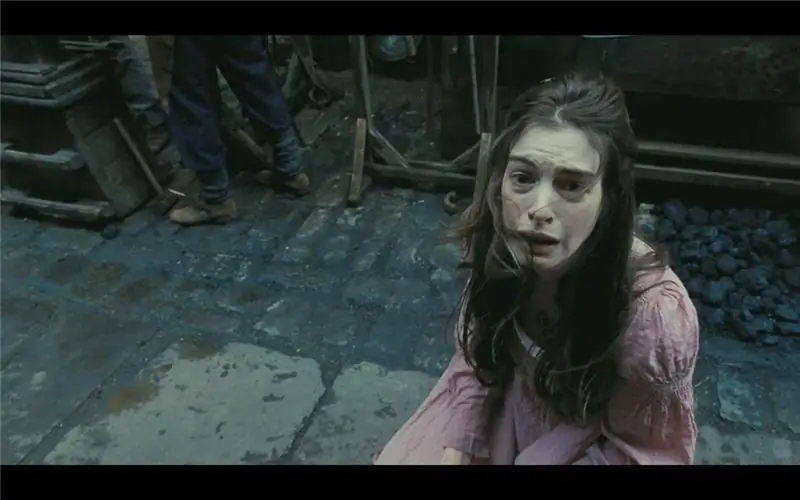 Anne Hathaway como Fantine